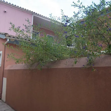 Apartment La Casa Rosa Lefkada City
